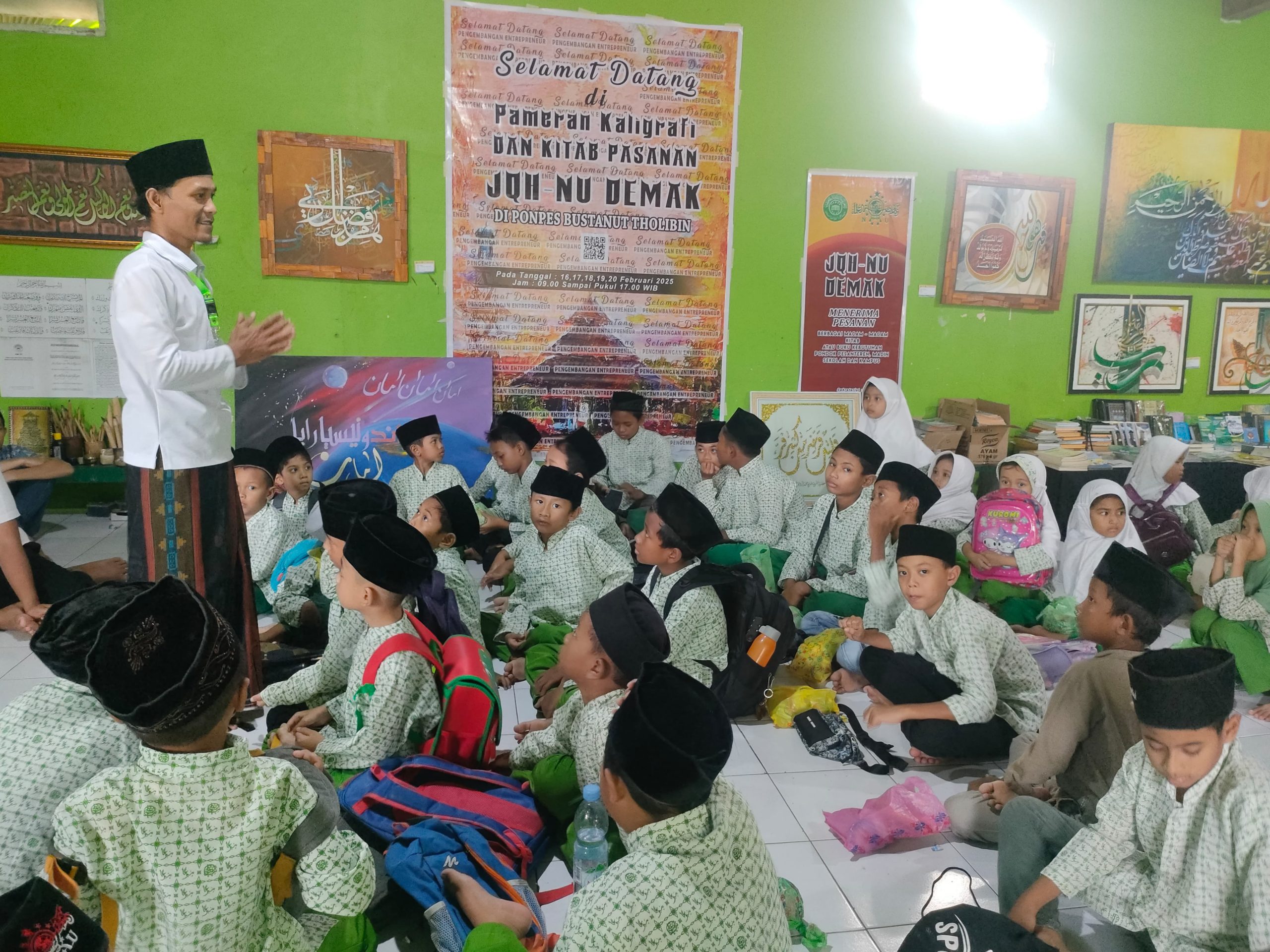 Ketua PCNU Demak buka Gelaran Pameran Kaligrafi Dan Kitab Posonan Oleh  JQH NU