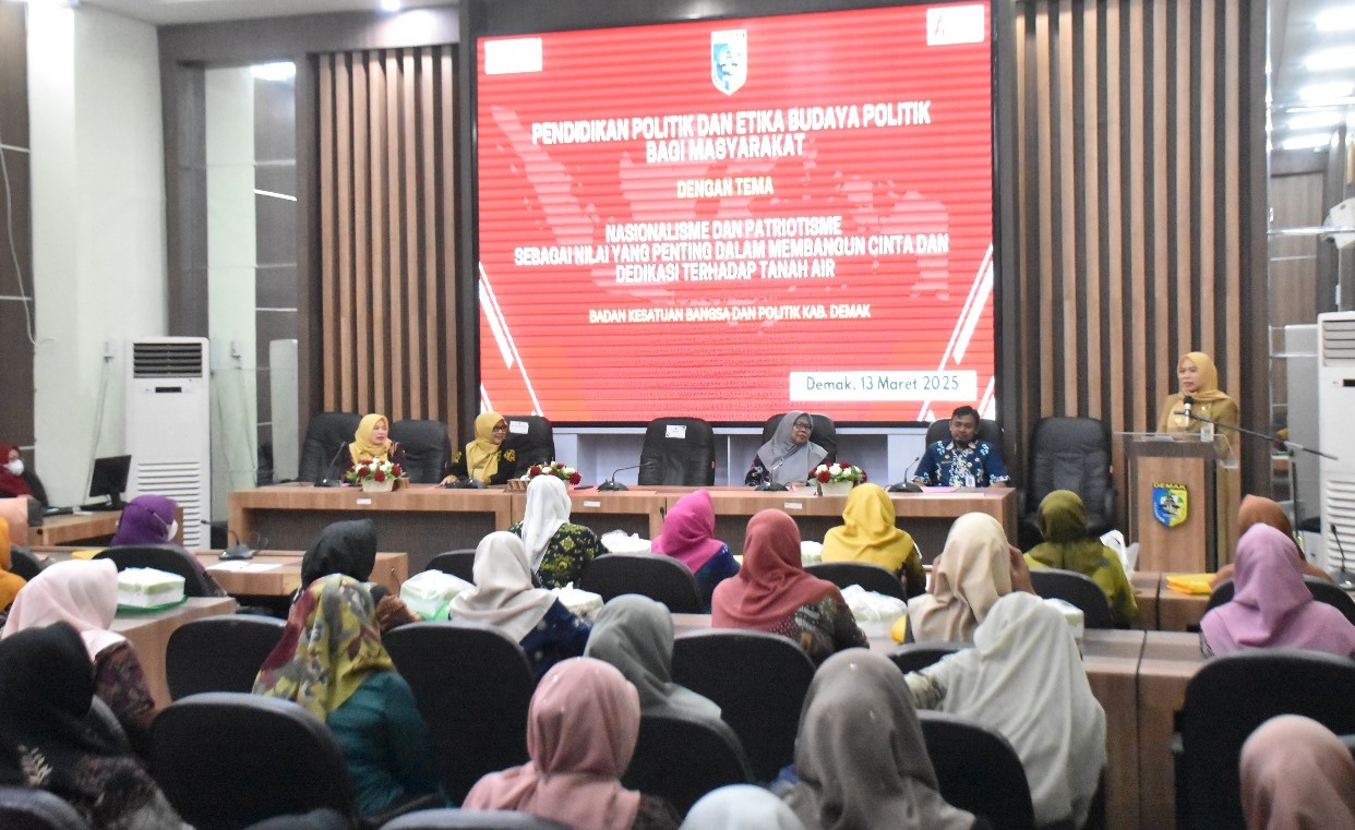 Pemkab Demak Gelar Pendidikan Politik Bagi Kaum Perempuan